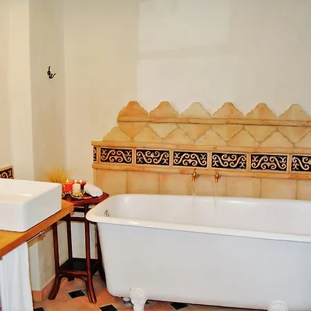 Cortijo De Vega Grande Llerena