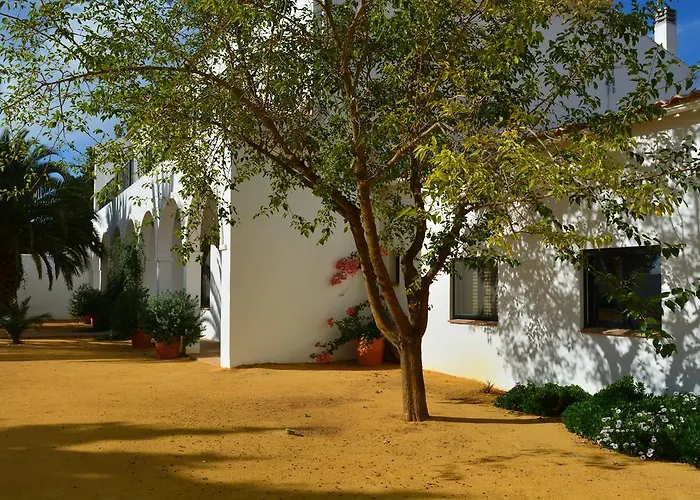 Casa rural Cortijo De Vega Grande Llerena