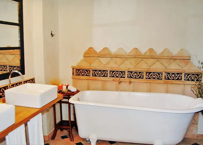 Cortijo De Vega Grande Llerena